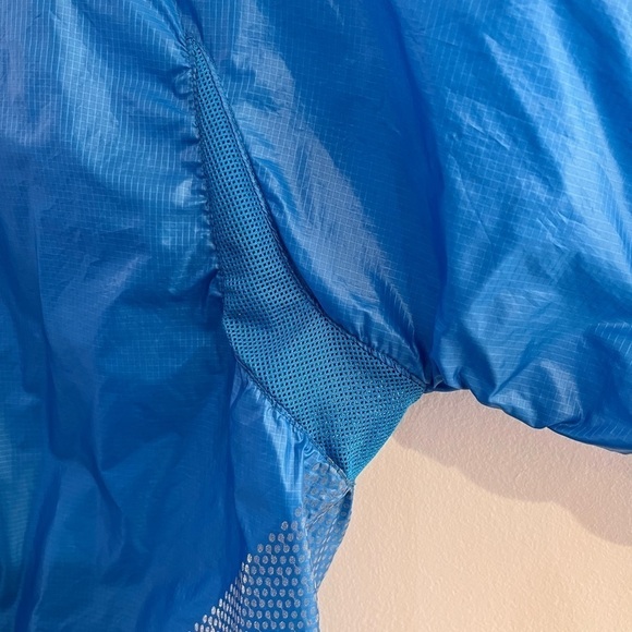 Nike Zip Up Reflective Mesh Windbreaker Size 8-10 - Picture 4 of 16